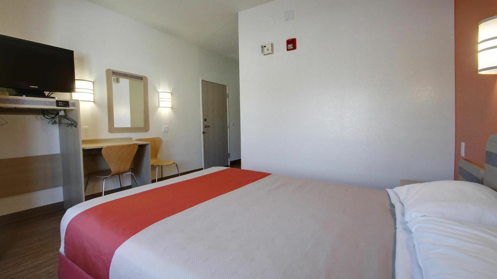 Motel 6 Lehi, Ut - Thanksgiving Point Exterior photo